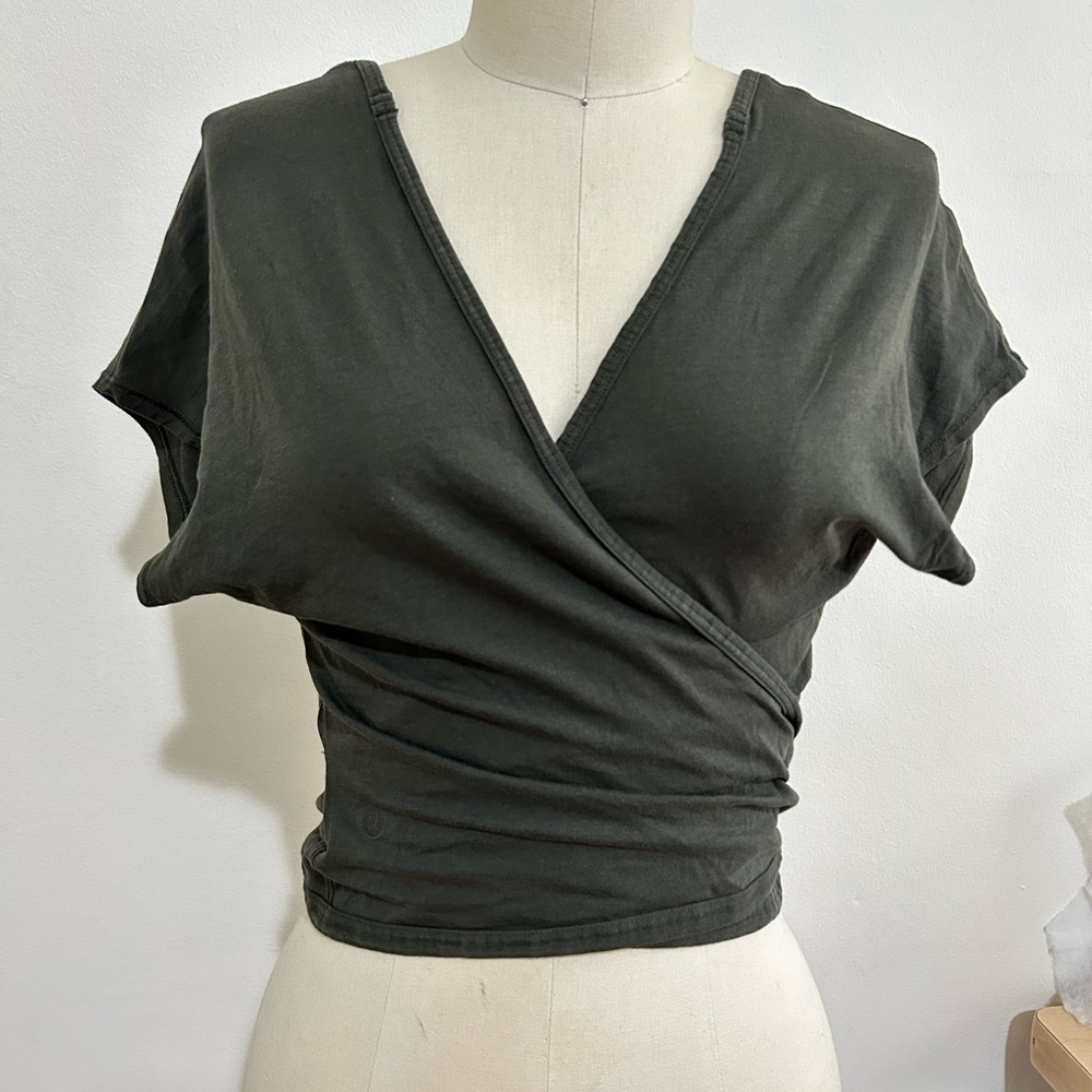 Lululemon athletica Olive Wrap Top Size 2